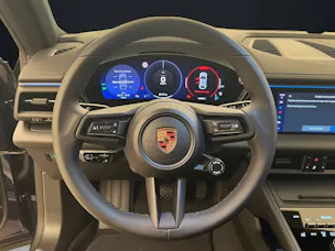 Porsche Macan 4