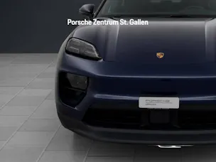 PORSCHE Macan 4