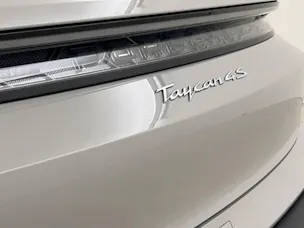 Porsche Taycan 4S Cross Turismo