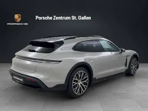 Porsche Taycan 4S Cross Turismo