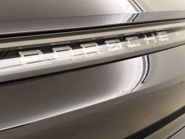 PORSCHE Taycan 4 Cross Turismo