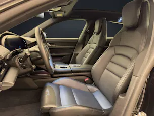 PORSCHE Taycan 4 Cross Turismo