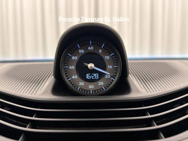 PORSCHE Taycan 4S