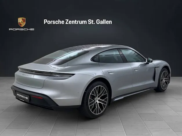 Porsche Taycan 4S