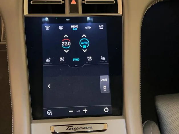 Porsche Taycan 4S