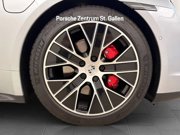 PORSCHE Taycan 4S