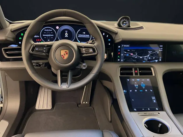 Porsche Taycan 4S