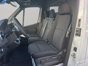 Vehicle image MERCEDES-BENZ eSprinter 312 Kaw. 3924 S 43 kWh
