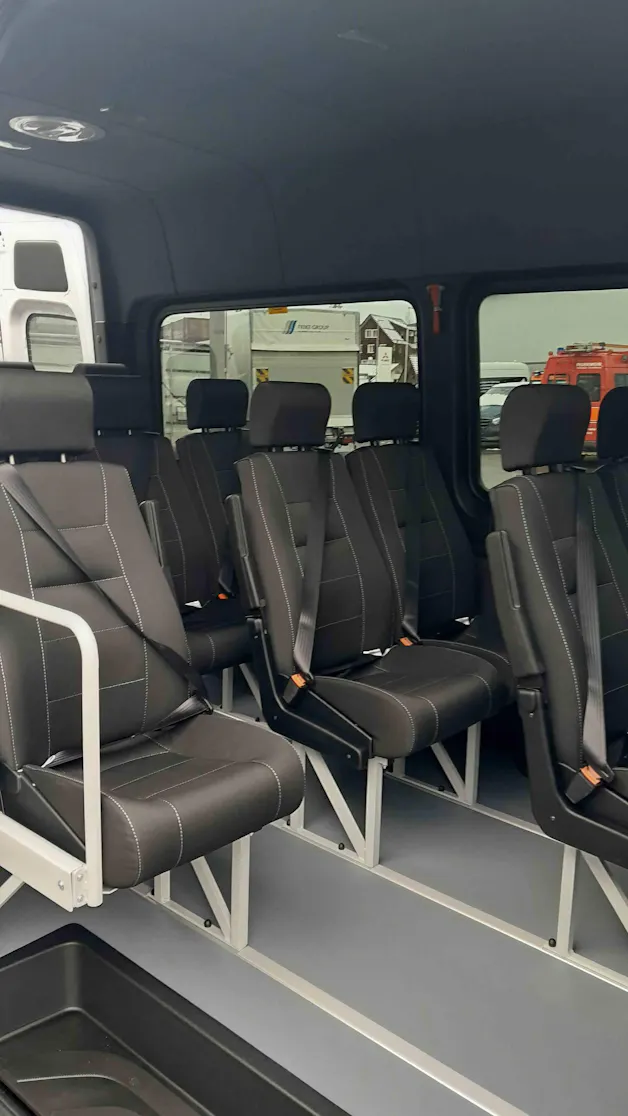 Mercedes-Benz Sprinter 317 CDI PRO KA S 4x2 - 14-Plätzer