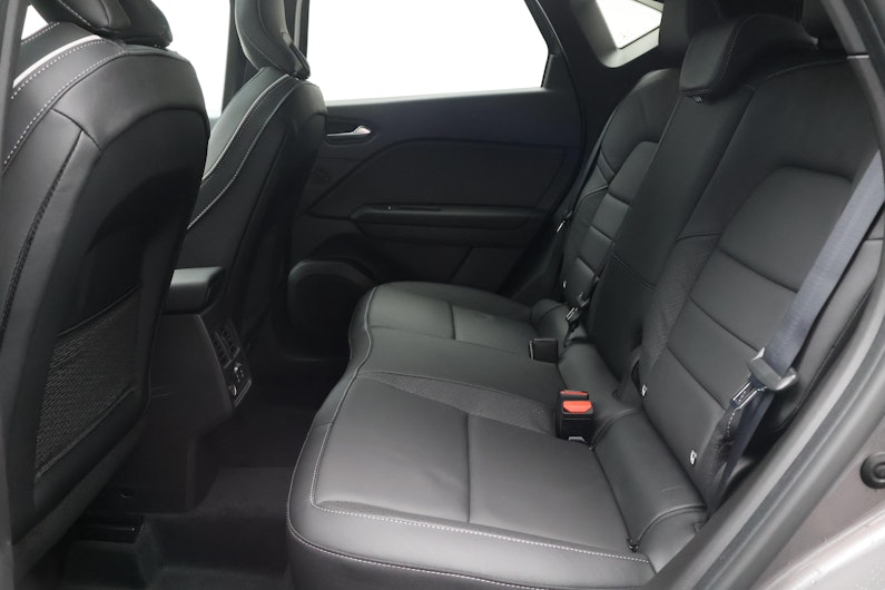 Vehicle image MITSUBISHI ASX