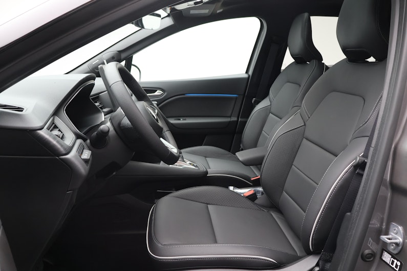 Vehicle image MITSUBISHI ASX