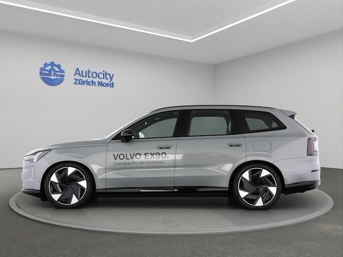 Vehicle image VOLVO EX 90