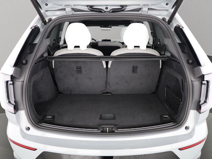 Vehicle image VOLVO EX 90