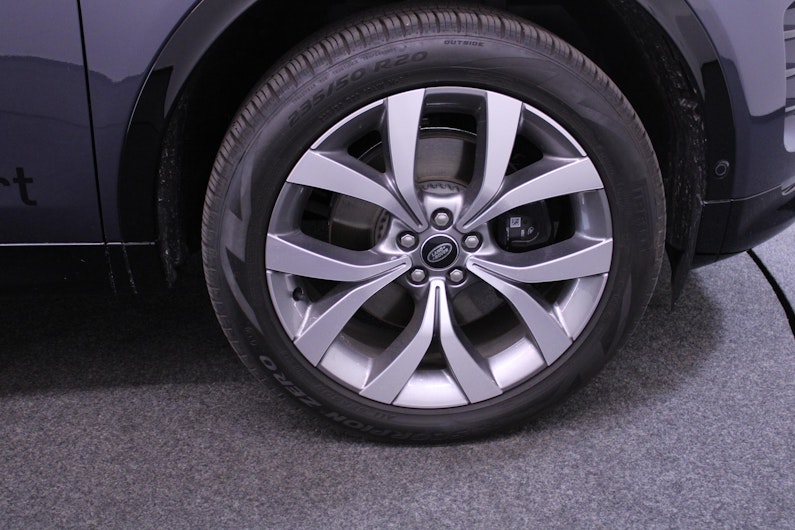 Vehicle image LAND ROVER DISCOVERY SPORT