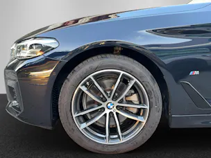 BMW 520d xDrive 48V Touring Pure M Sport