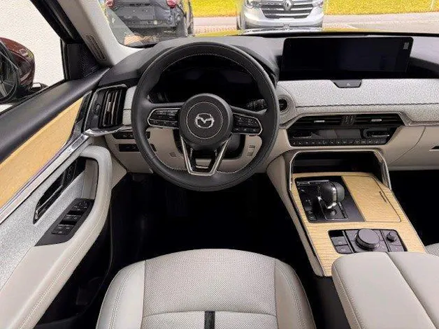 Mazda CX-80 2.5 PHEV Takumi Plus
