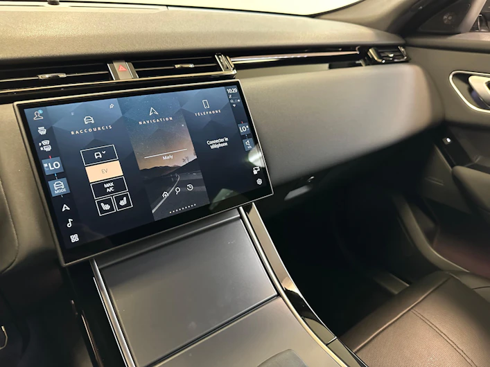 Fahrzeugbild LAND ROVER RANGE ROVER VELAR
