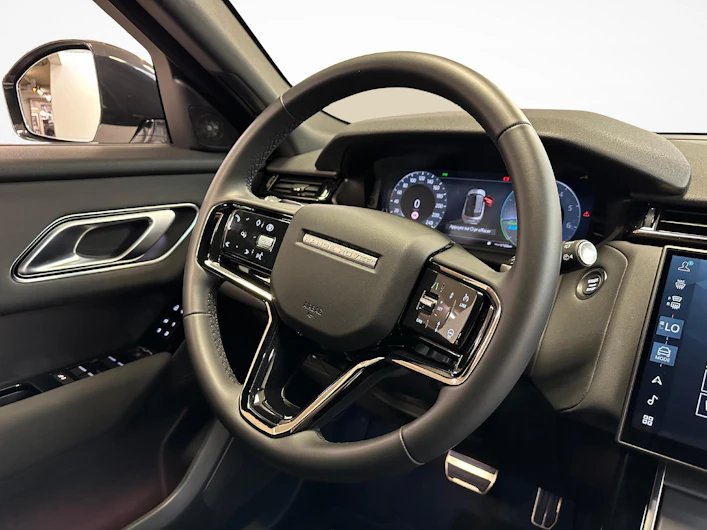 Fahrzeugbild LAND ROVER RANGE ROVER VELAR