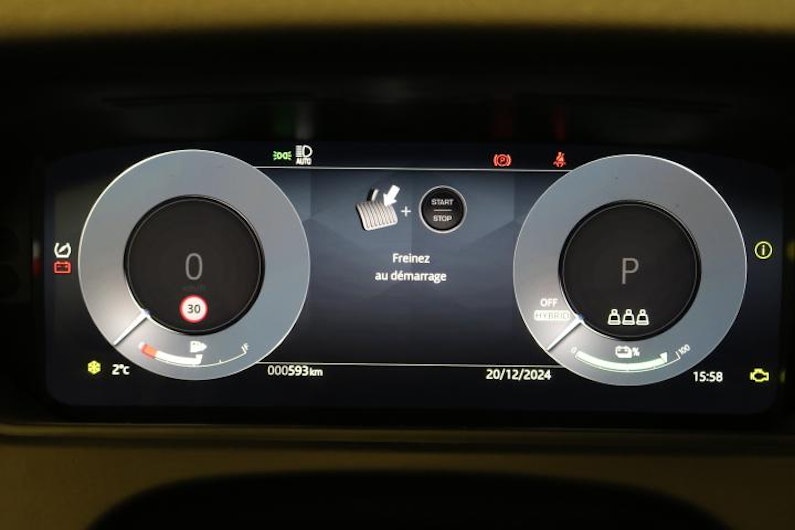 Vehicle image LAND ROVER RANGE ROVER VELAR