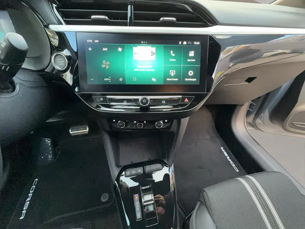 OPEL Corsa F 1.2 Turbo Hybrid GS