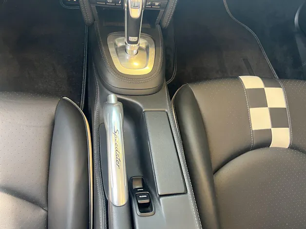 Porsche 911 Cabriolet 3.8 Carrera 4GTS PDK
