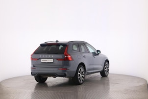 Vehicle image VOLVO XC60 2.0 B4 MH Ultimate Dark AWD