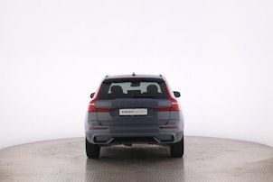 Vehicle image VOLVO XC60 2.0 B4 MH Ultimate Dark AWD