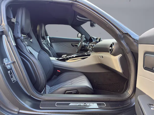 Mercedes-Benz AMG GT R Roadster