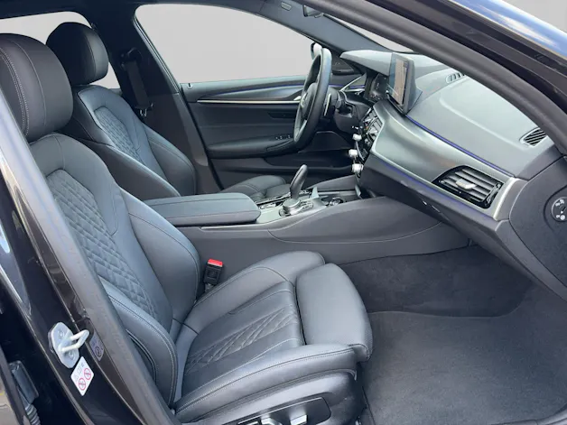 BMW 520d xDrive 48V Touring Pure M Sport Edition