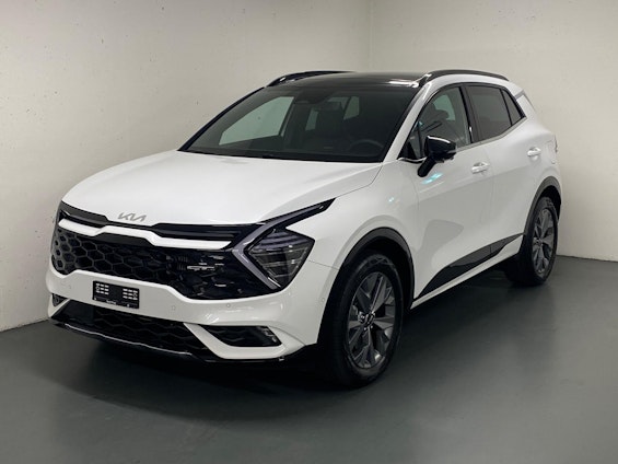 First vehicle image