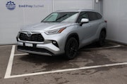 First vehicle image