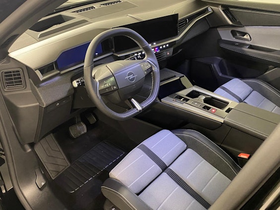 Vehicle image 7 Vehicle image 7