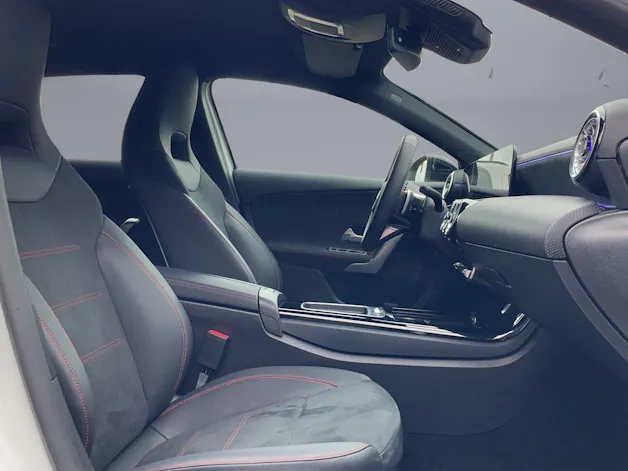 Mercedes-Benz A 250 AMG Line 4m
