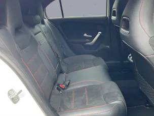 Mercedes-Benz A 250 AMG Line 4m