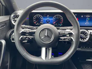 Mercedes-Benz A 250 AMG Line 4m