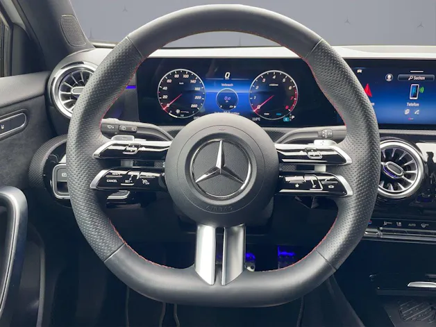 Mercedes-Benz A 250 AMG Line 4m