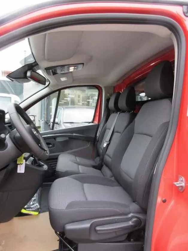 Nissan Primastar Kaw. 3.0 t L1 H1 2.0 dCi 130 Acenta