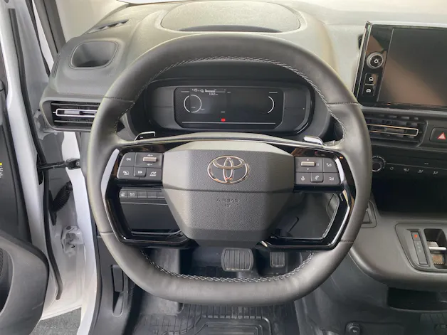 Toyota PROACE CITY Van L2 52KWh Active
