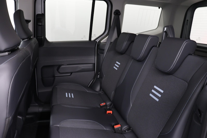 Vehicle image FORD COURIER