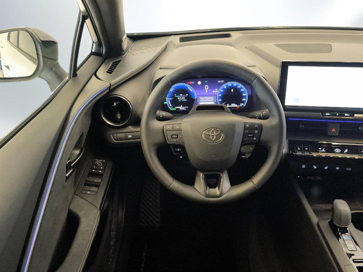 Vehicle image TOYOTA C-HR
