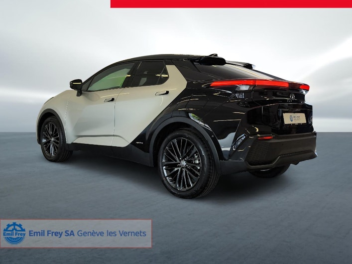 Vehicle image TOYOTA C-HR