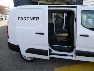 Peugeot Partner Kaw. 1000 Long 1.5 BlueHDI130 EAT8