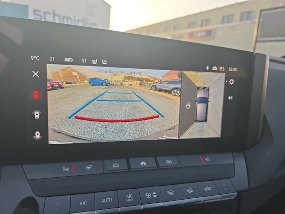 Vehicle image 9 Vehicle image 9