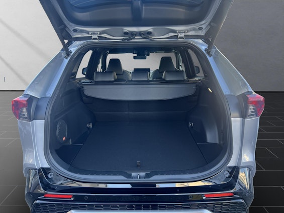 Vehicle image 10 Vehicle image 10