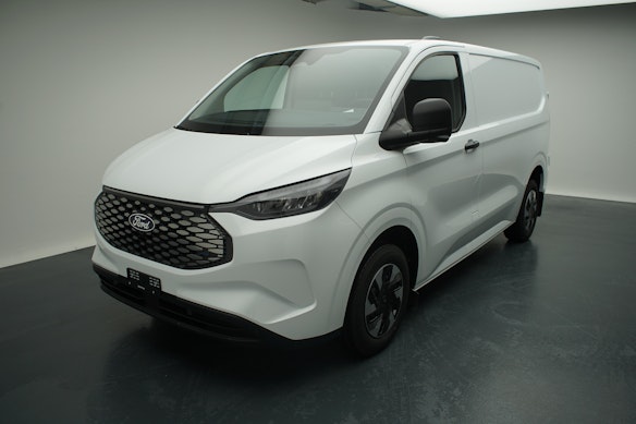 FORD E-Transit C Van 320 L1 Trend 0