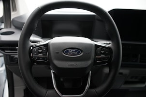 Vehicle image FORD E-Transit C Van 320 L1 Trend