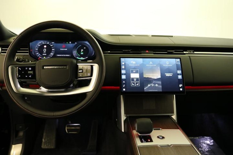 Vehicle image LAND ROVER RANGE ROVER