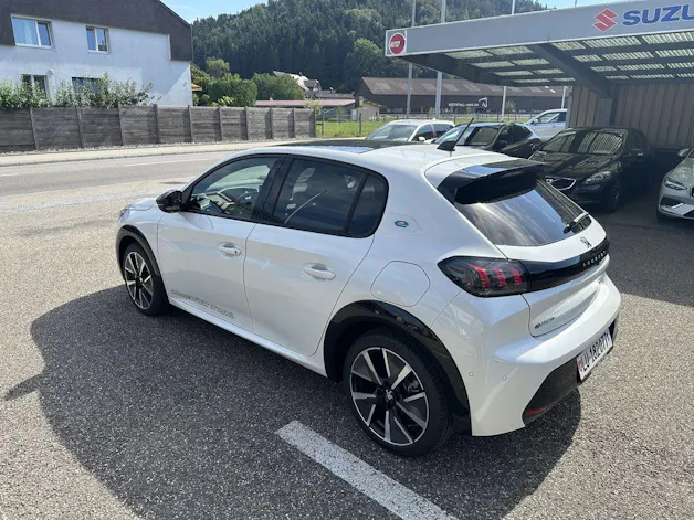 Peugeot 208 e-GT Pack
