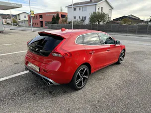 Volvo V40 2.0 D4 Kinetic R-Design S/S