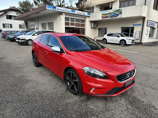 Volvo V40 2.0 D4 Kinetic R-Design S/S